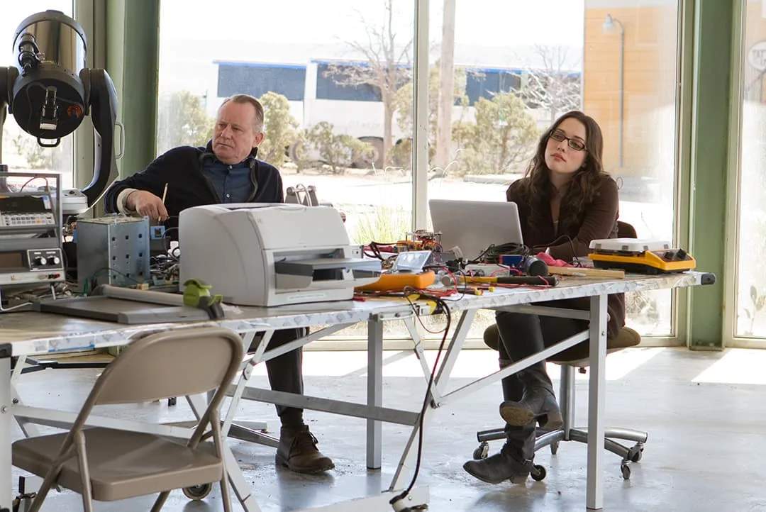 Dr. Eric Selvig working with Darcy Lewis