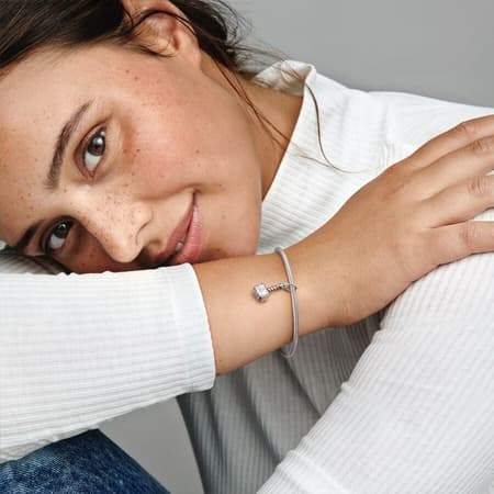 Pandora Marvel The Avengers Thor's Hammer Dangle Charm