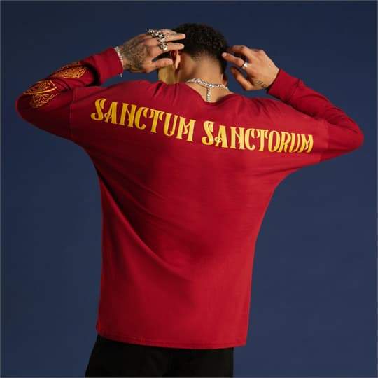 Multiverse Of Madness Athletic Jersey / shop it <a href=https://www.heruniverse.com/product/our-universe-marvel-doctor-strange-in-the-multiverse-of-madness-athletic-jersey/16949142.html>here</a>