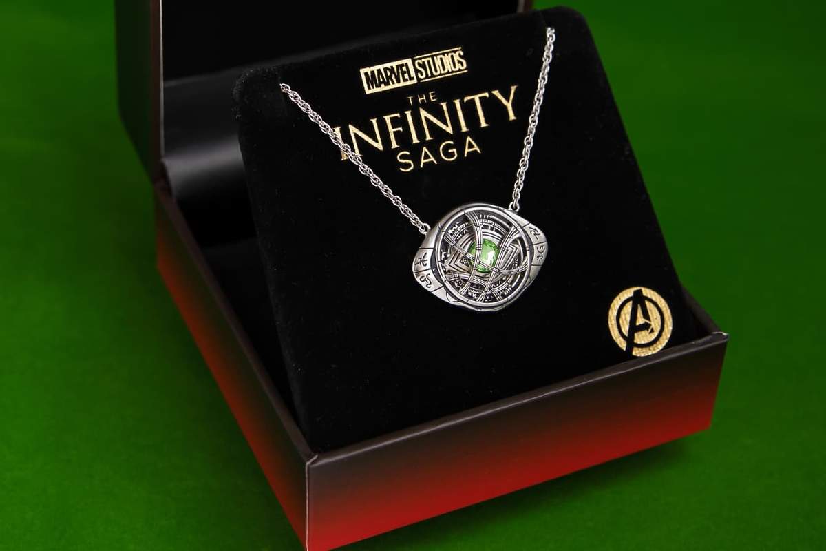 Marvel X RockLove Eye of Agamotto Necklace / shop it <a href=https://www.rocklove.com/products/marvel-x-rocklove-doctor-strange-eye-of-agamotto-necklace>here</a>