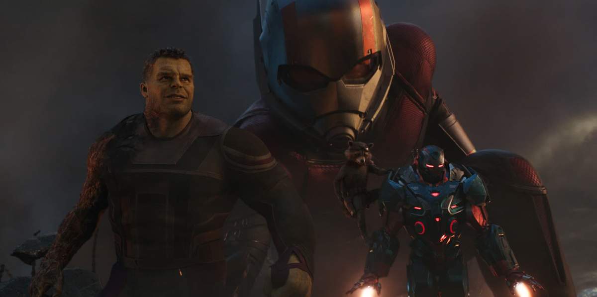 Scott's suit uses Pym Particles to reduce and enlarge the space between any object's molecules. With training, Scott can shrink to subatomic size as well as grow up to 65 feet, though he can't remain a giant for long due to the strain on his body.