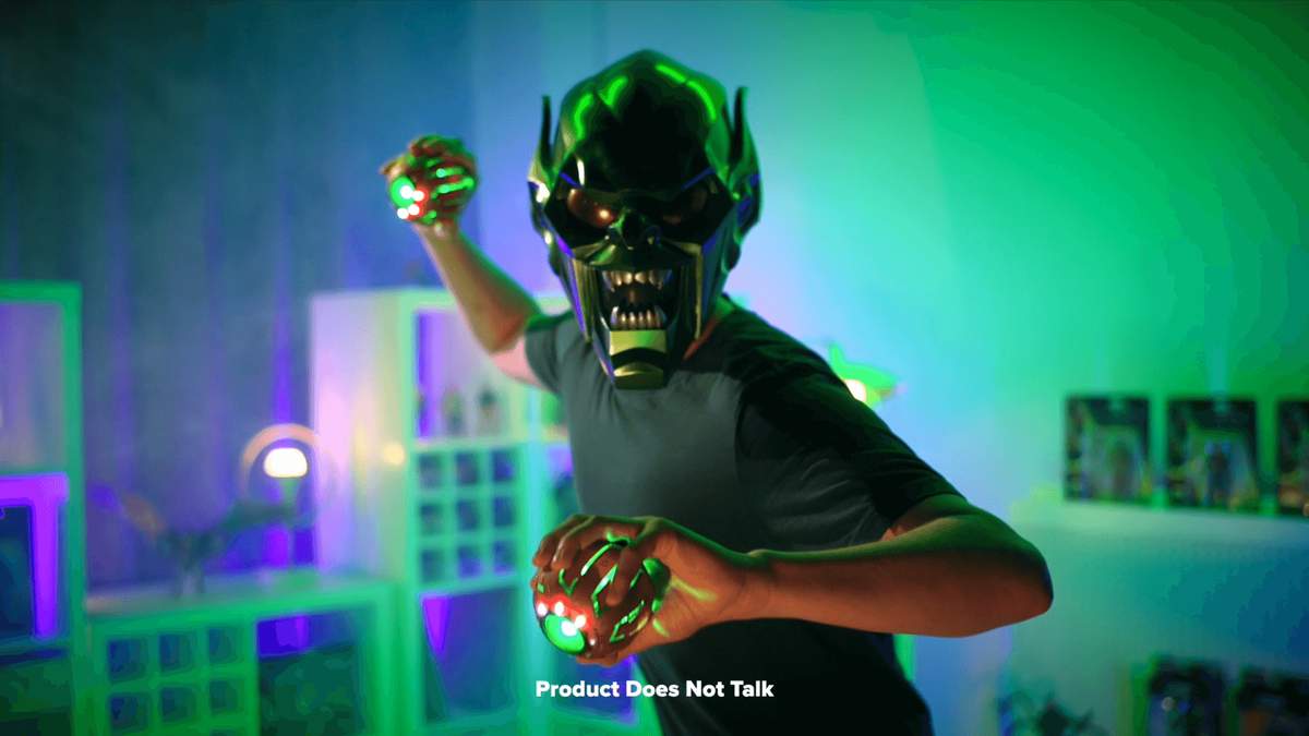 Suit Up as Green Goblin with Realistic Roleplay Helmet and Electronic Pumpkins